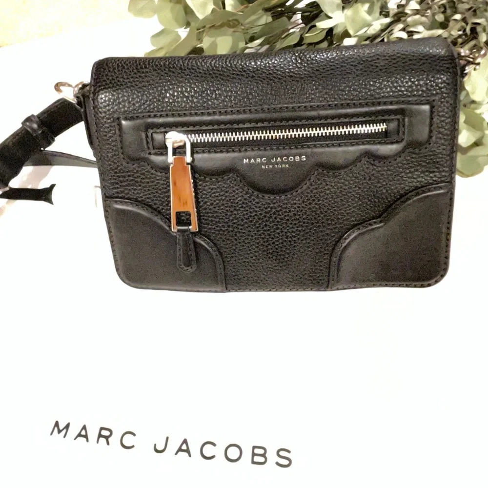 *rare* Marc Jacobs Bag Scallop - Picture 3 of 14